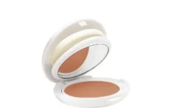Avene Compatto Solare Spf50 Colore Sabbia